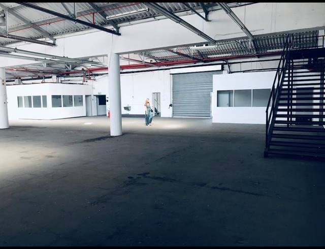 INDUSTRIAL PROPERTY TO RENT IN PAARDEN EILAND